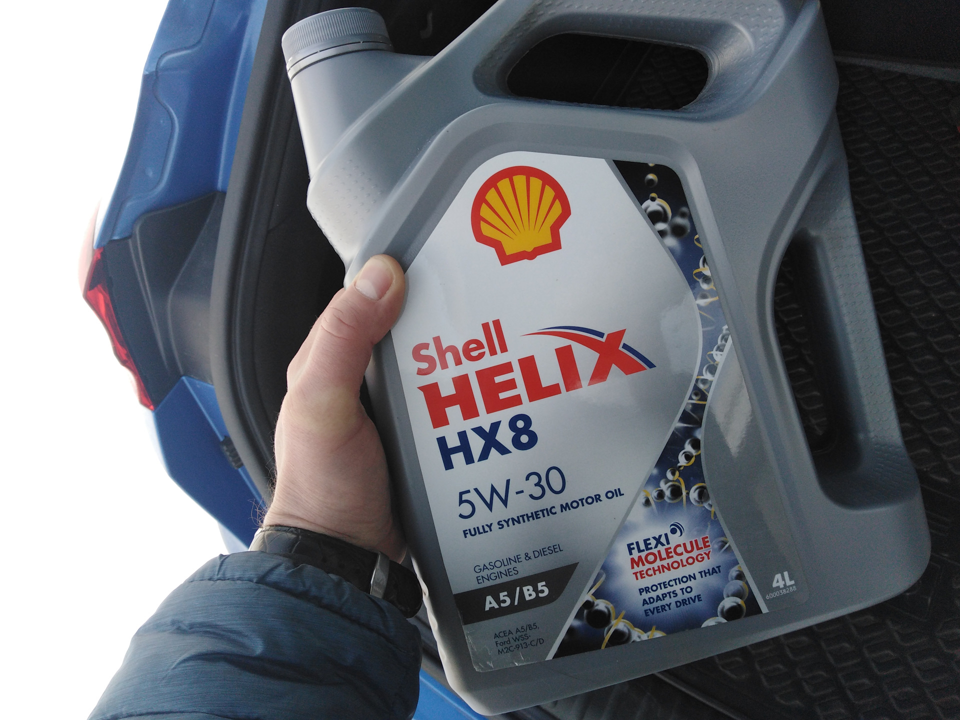 Shell Helix 550046777. Масло Шелл 550046777. 550046777 Лукойл. 550046777 Льет Лукойл. Озон масло шелл