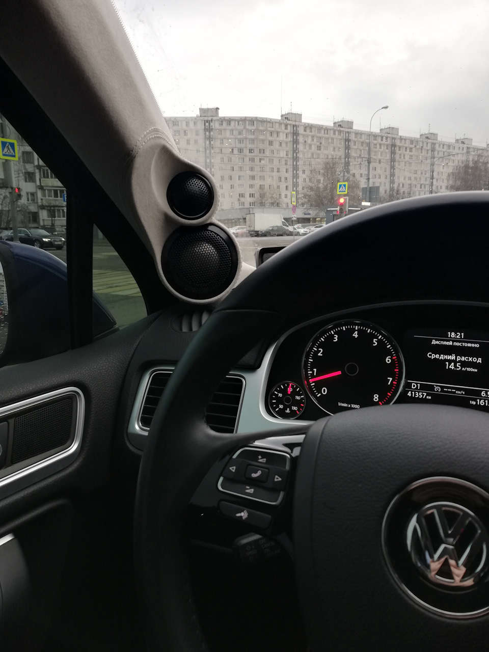 Автозвук vol.1.0 — Volkswagen Touareg (2G), 3,6 л, 2015 года | автозвук |  DRIVE2