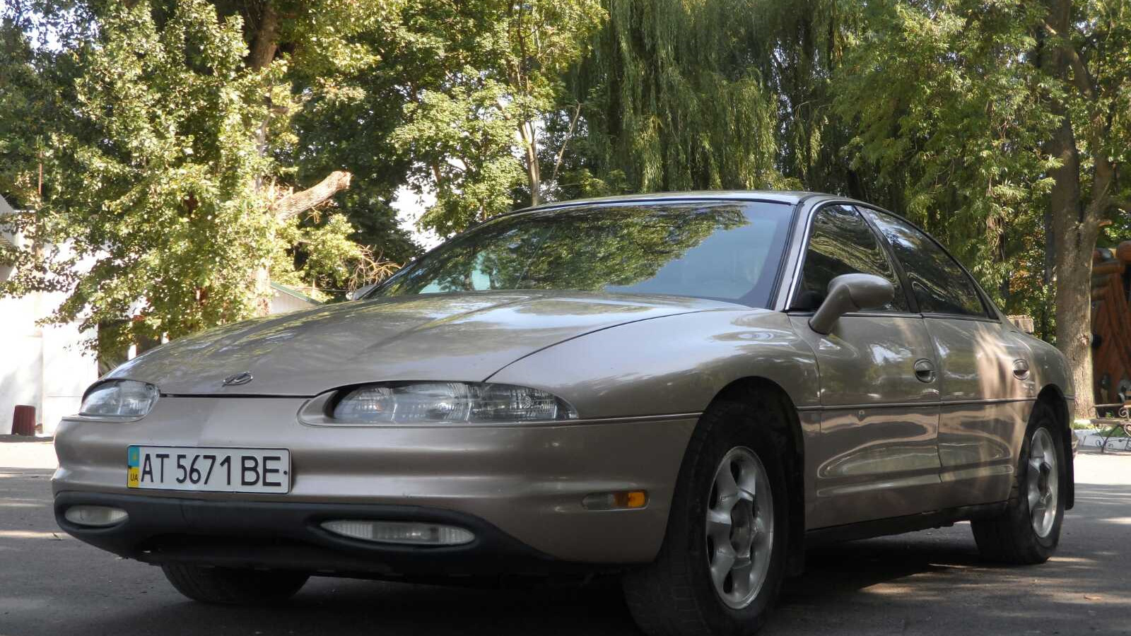 Oldsmobile Aurora 4.0 бензиновый 1995 | Beige Goddess, V8, 4l на DRIVE2