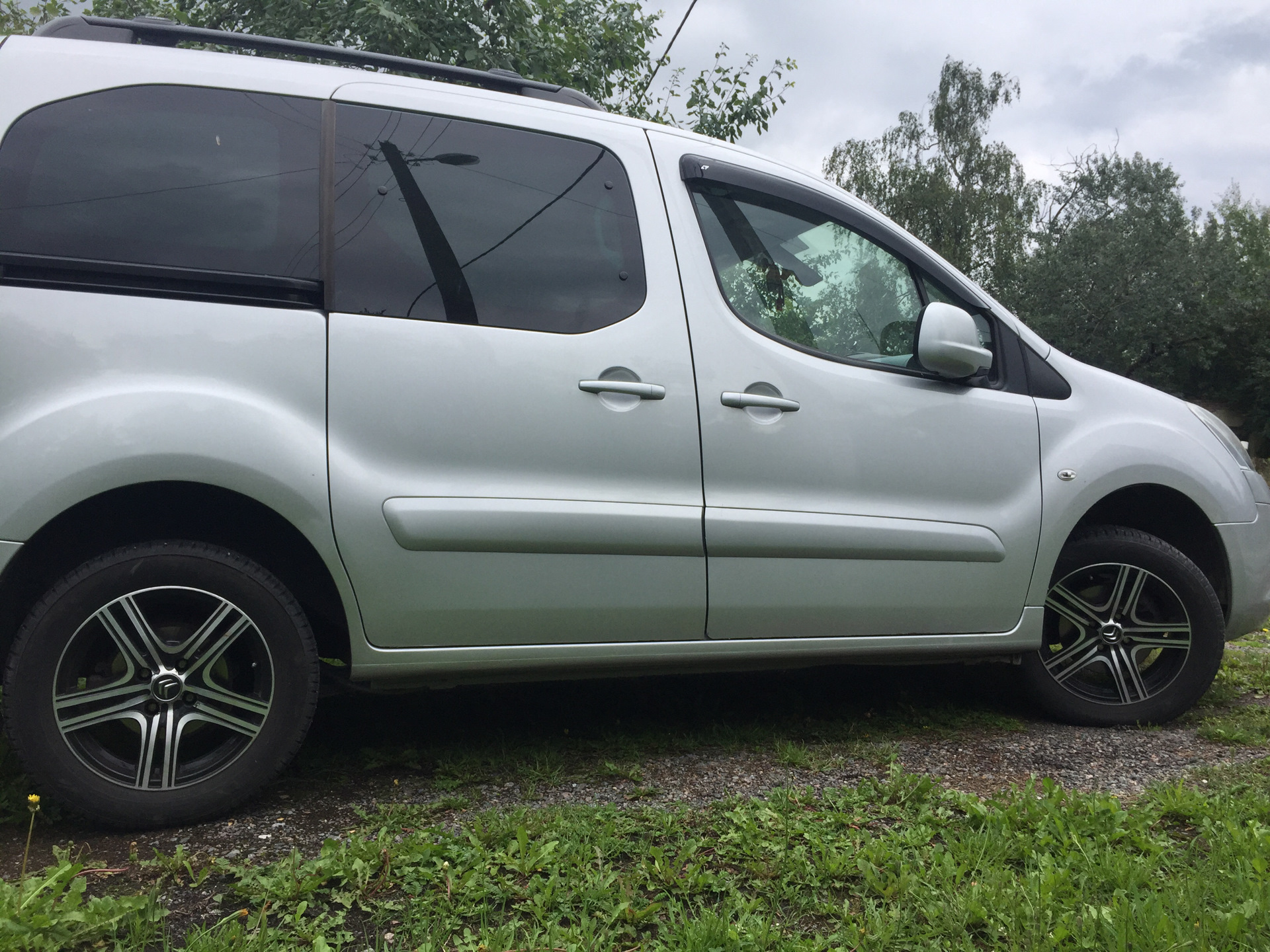 Диски колесные ситроен берлинго. Литые диски berlingo b9 xtr. диски berlingo r 17. молдинги ситроен берлинго 2. citroen berlingo диски r16.