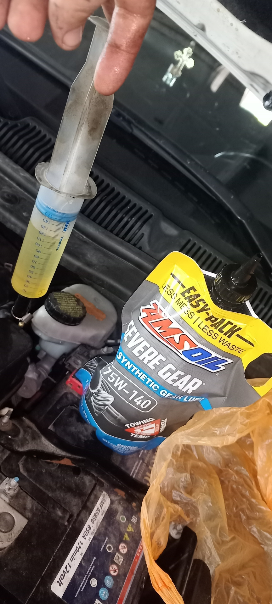 Масло в раздадку — Ford Explorer (5G), 3,5 л, 2013 года | расходники ...