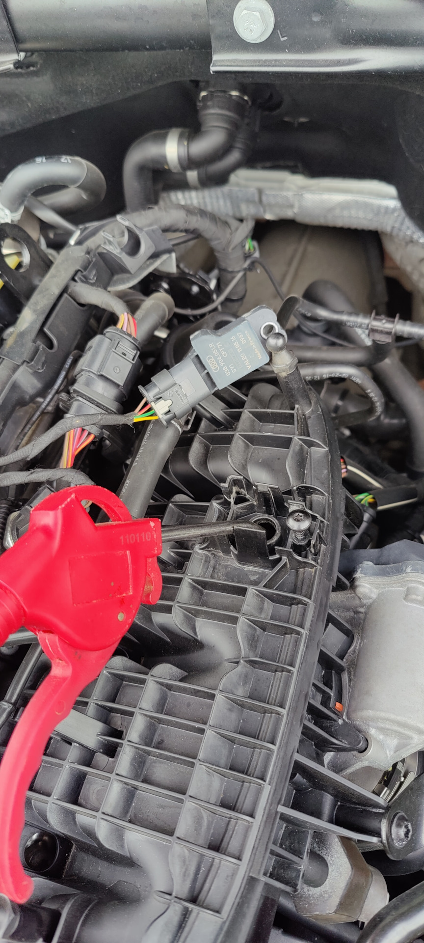 038906051R Датчик, температура впускаемого воздуха VAG | Запчасти на DRIVE2