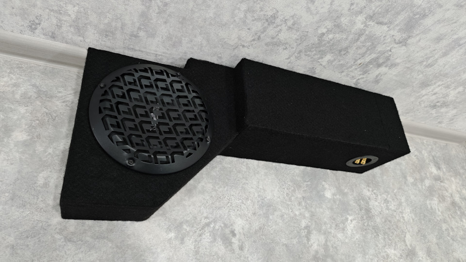 Сабвуфер стелс для Тигуан 2 на Volkswagen Tiguan (2G). | 7 000 ₽ в городе Выборг | DRIVE2