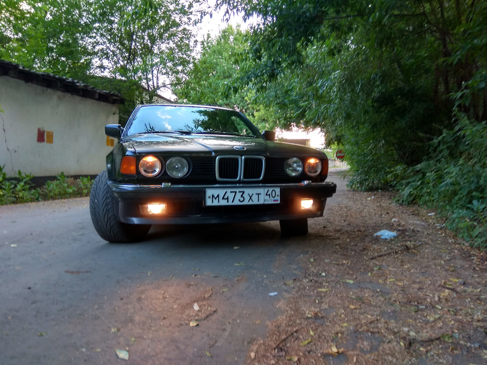 2BAAAgNzluA-960.jpg