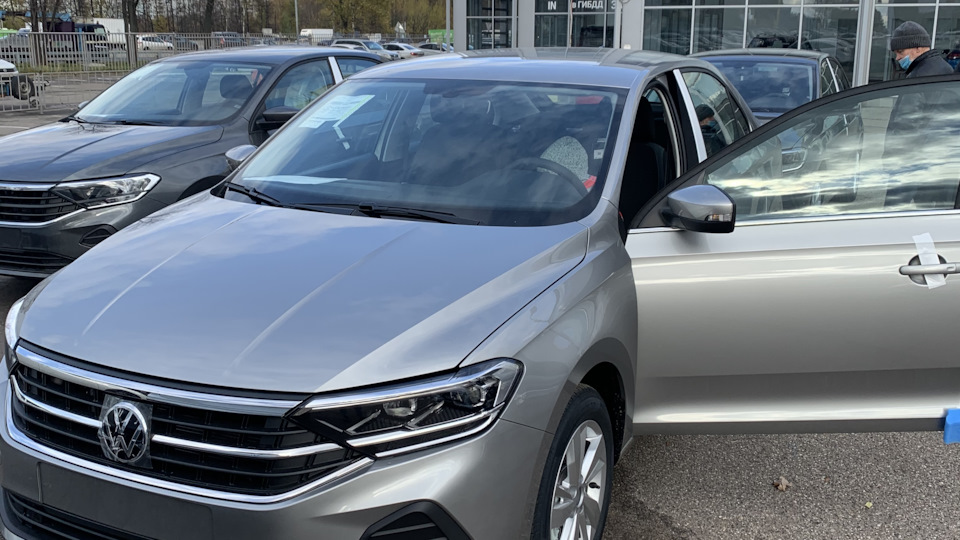 Volkswagen Polo Liftback 1.4 турба Exclusive