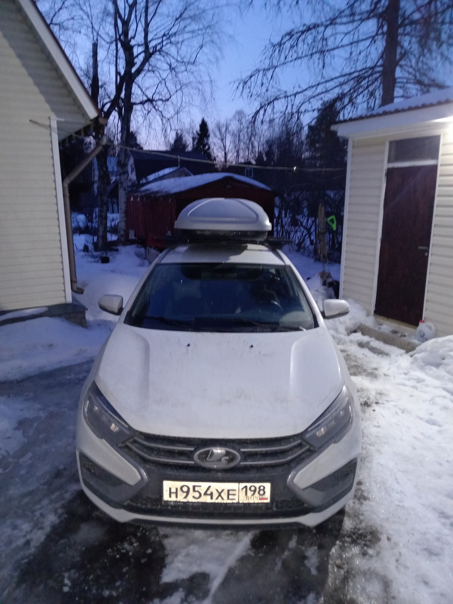 Автобокс на крышу 460 литров. — Lada Vesta SW (NG), 1,6 л, 2023 года ...