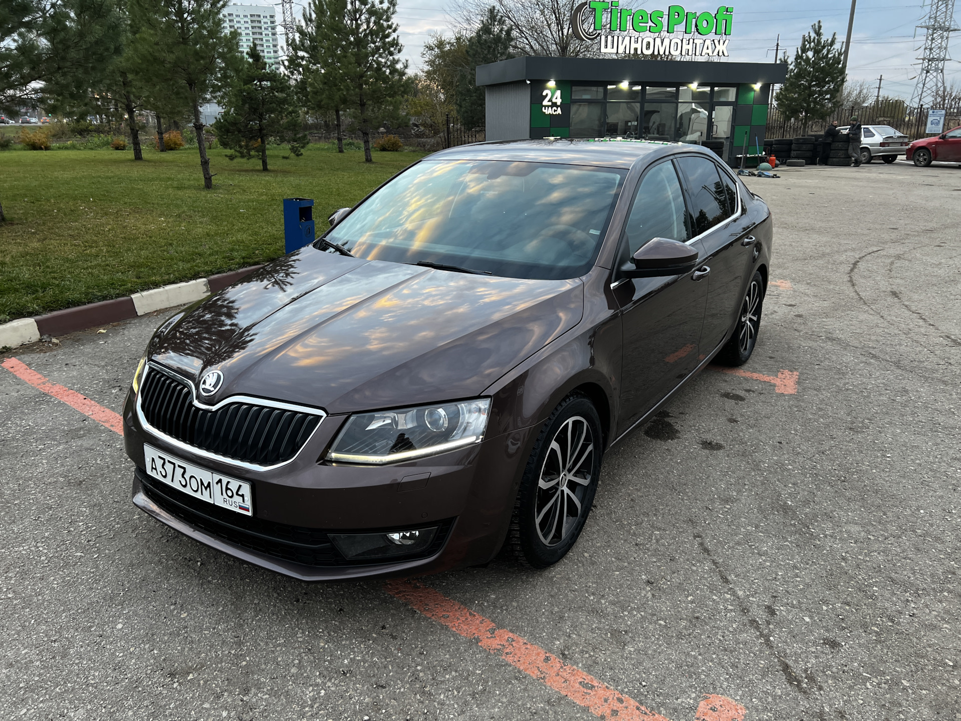 №45. Беспроводной Apple CarPlay и Android Auto — Skoda Octavia A7 Mk3, 1,8  л, 2016 года | аксессуары | DRIVE2