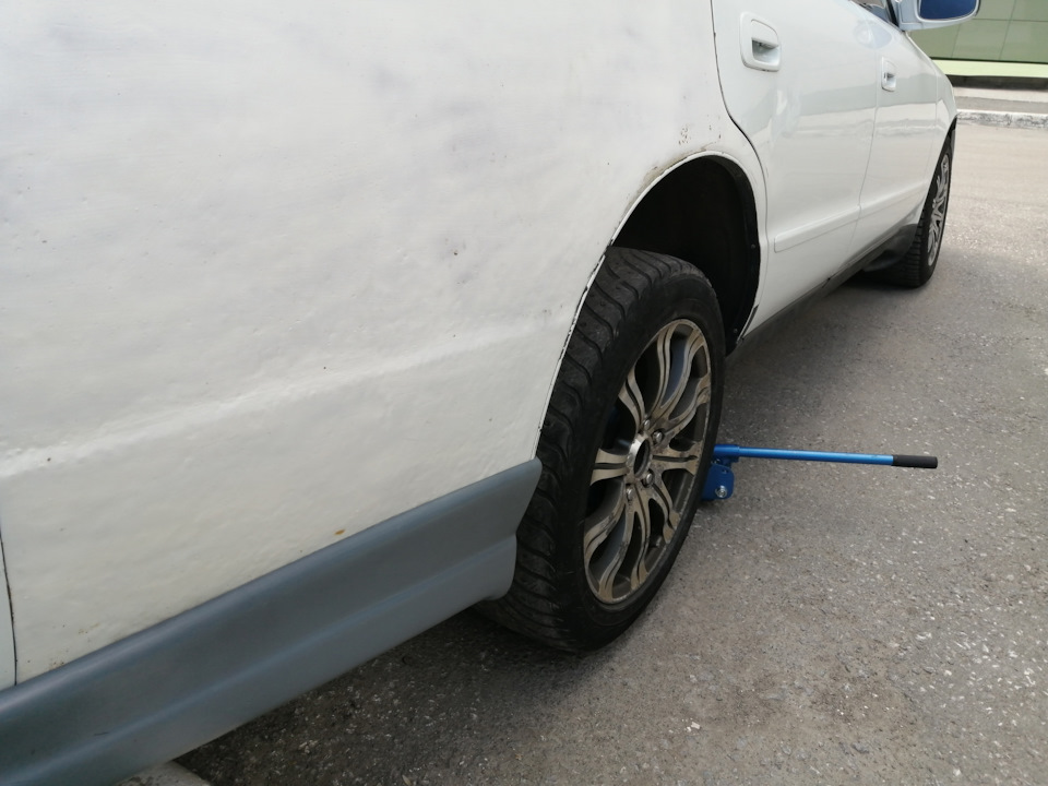 Накладки на задние крылья и на пороги — Toyota Chaser (90), 2 л, 1995 ...