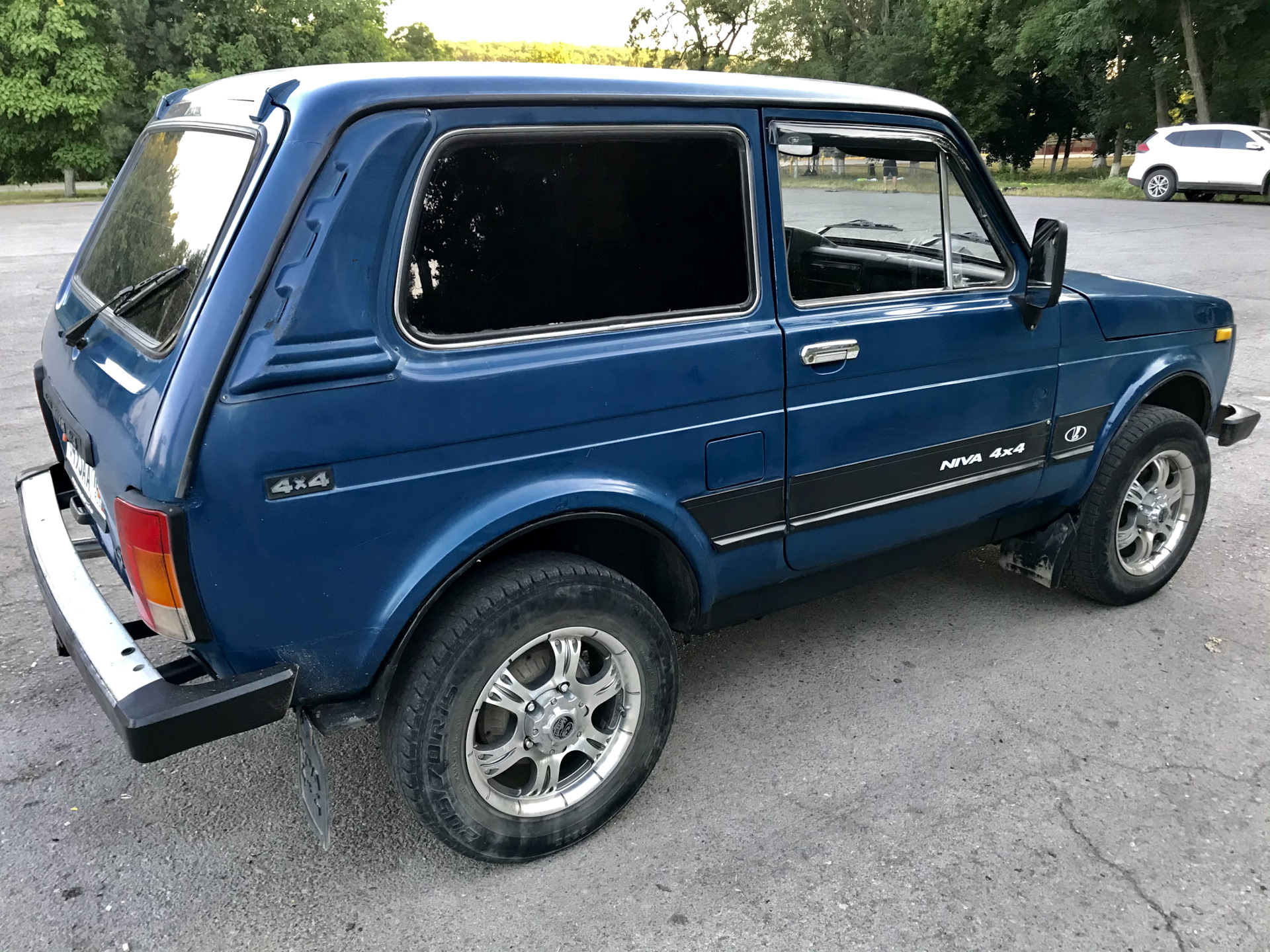 Вот и распродал все Нивы(( Осталась «Балтика» — Lada 4x4 3D, 1,7 л, 2008  года | покупка машины | DRIVE2