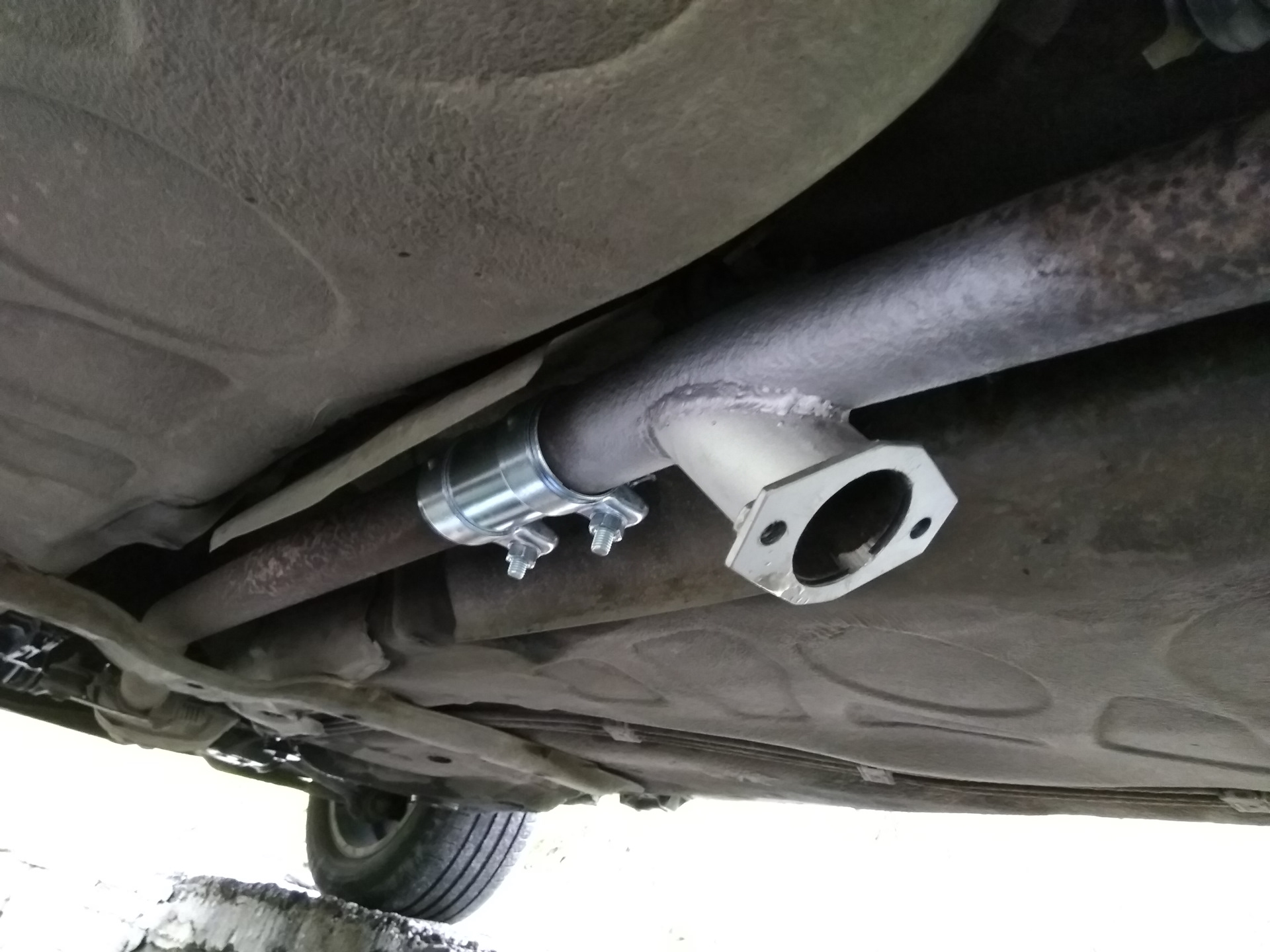 Звуковая выхлопная система. Пламегаситель ваз 2110. Имитатор спортивного выхлопа. 5. Выхлоп суперб 2.