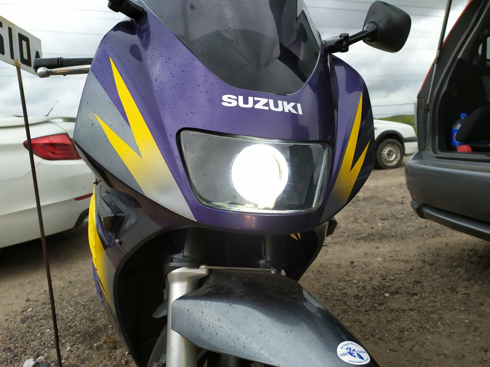 Suzuki RF 900 Street