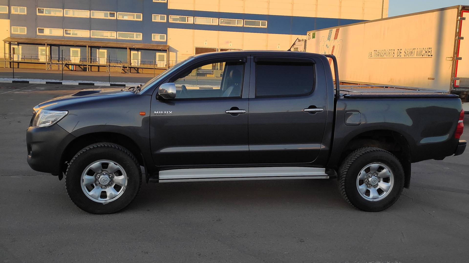 Toyota Hilux (7G) 2.5 дизельный 2014 | на DRIVE2