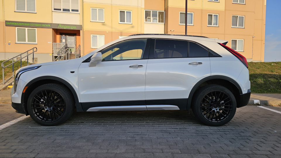 Cadillac XT4
