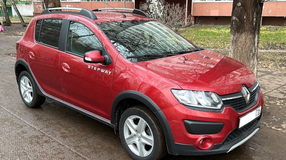 Renault Sandero Stepway (2G) 1.6 бензиновый 2018 | на DRIVE2