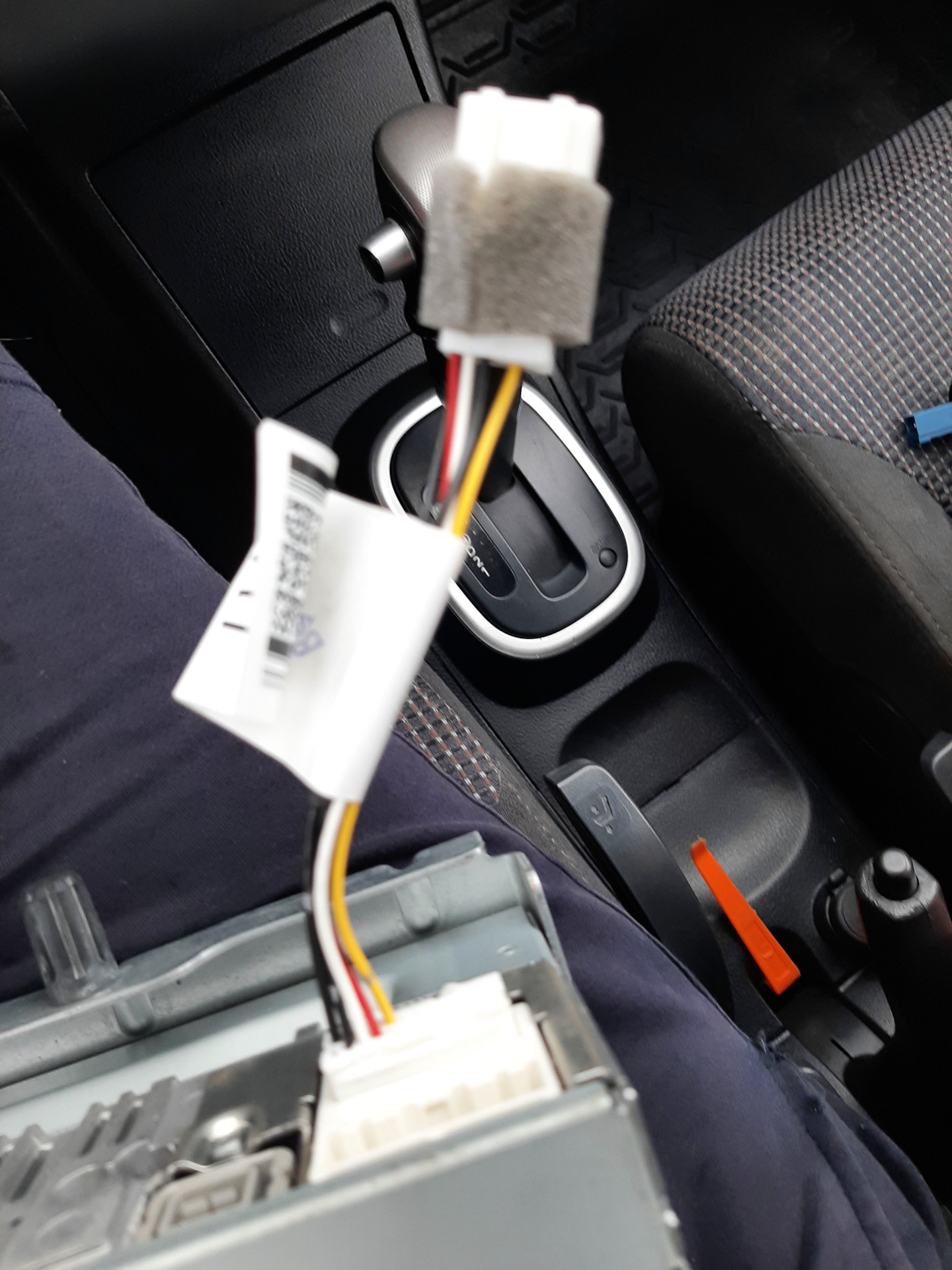 Замена магнитолы Clarion на Connect-1 от Terrano III — Nissan Tiida (1G ...