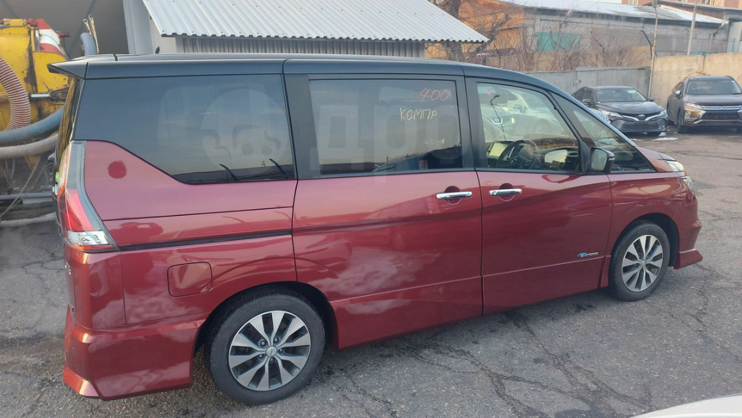 Купить Nissan Serena В Красноярске