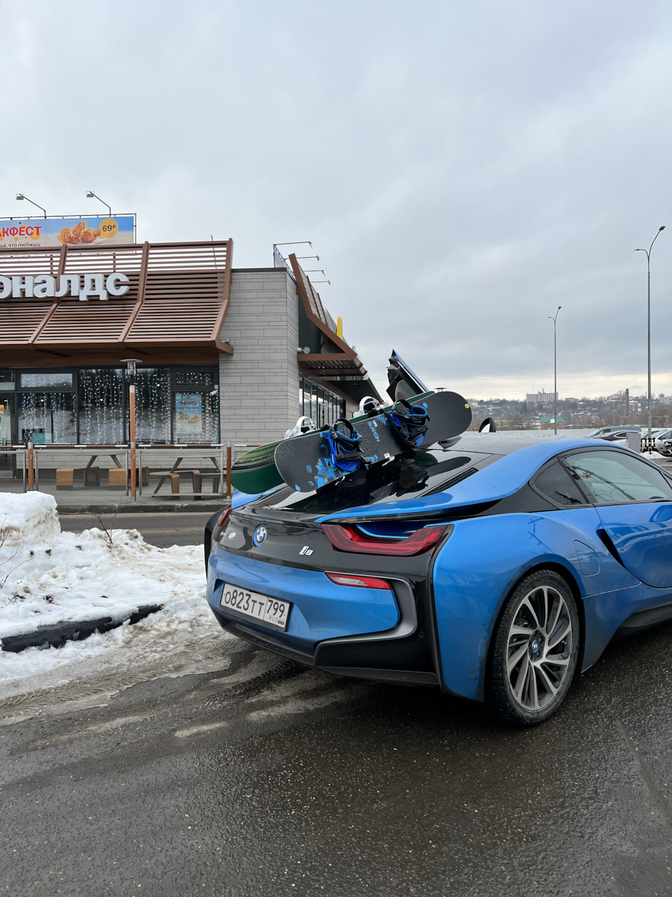 Сноуборд на айке — BMW i8, 1,4 л, 2014 года | аксессуары | DRIVE2