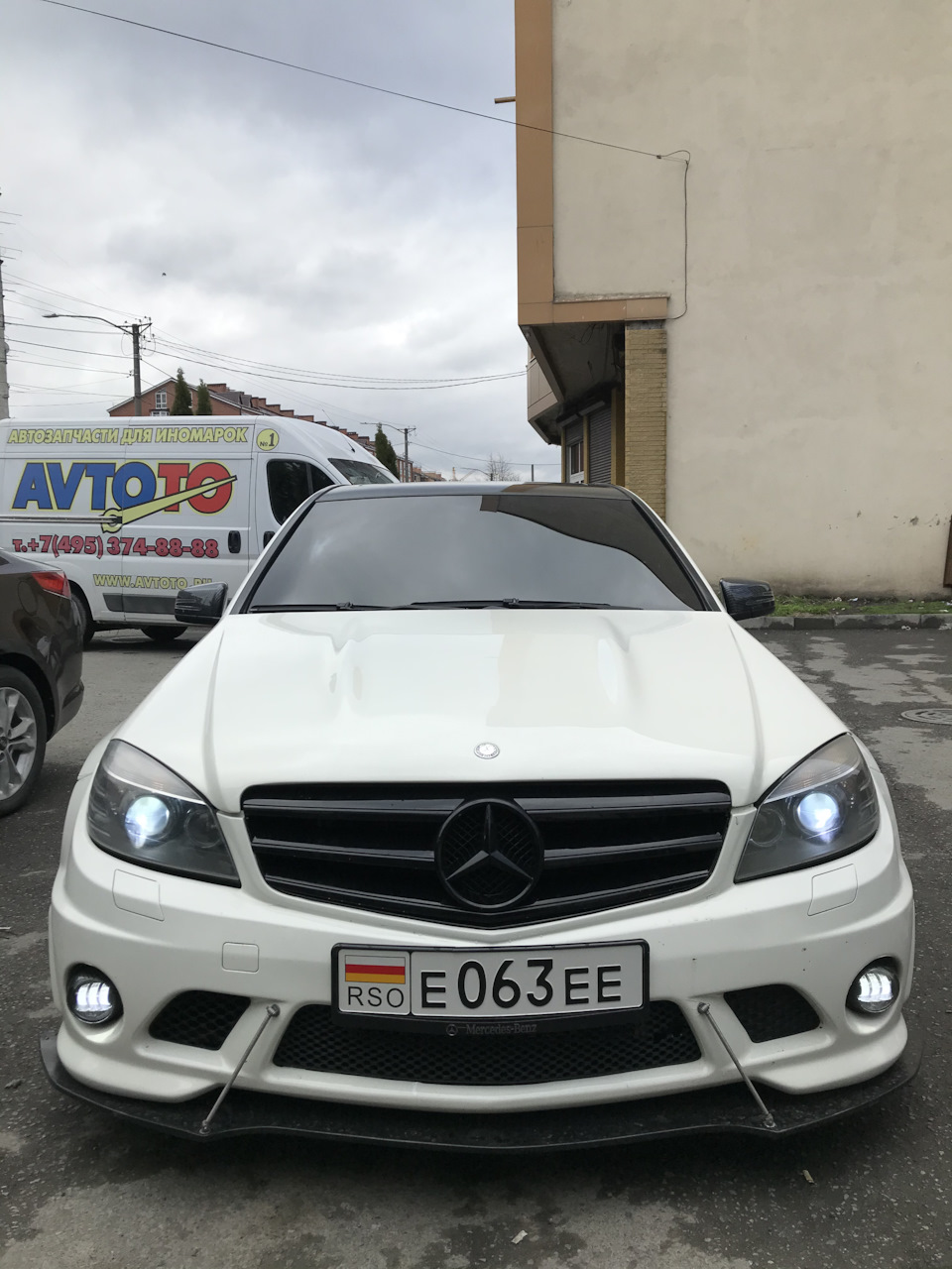 Е 063 ЕЕ — Mercedes-Benz C 63 AMG (W204), 6 л, 2010 года | просто так |  DRIVE2