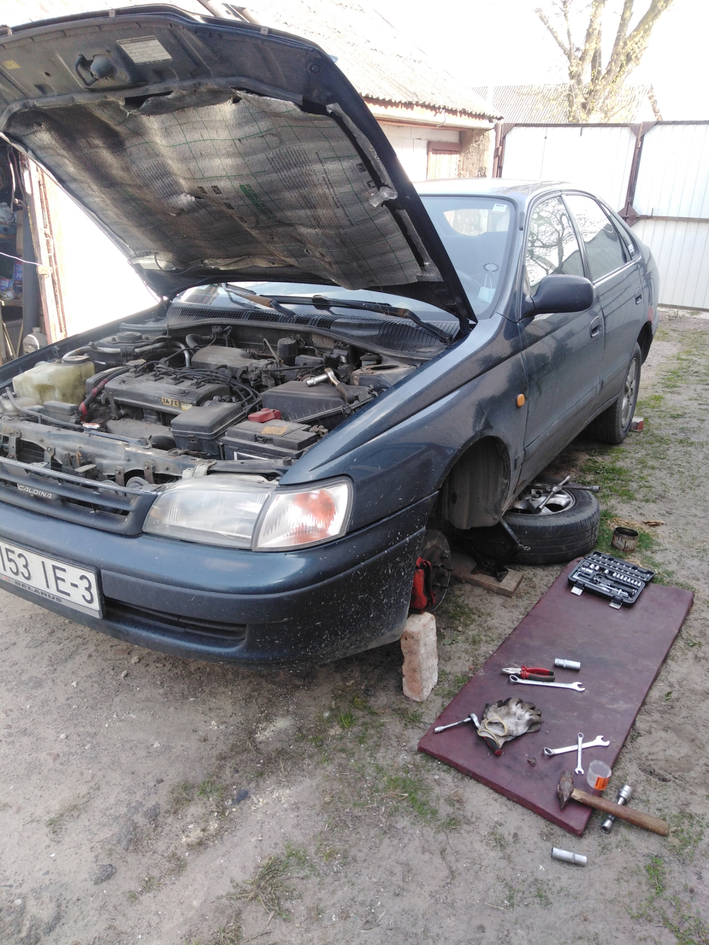 Замена передних стоек — Toyota Carina E, 1,8 л, 1996 года | своими руками |  DRIVE2