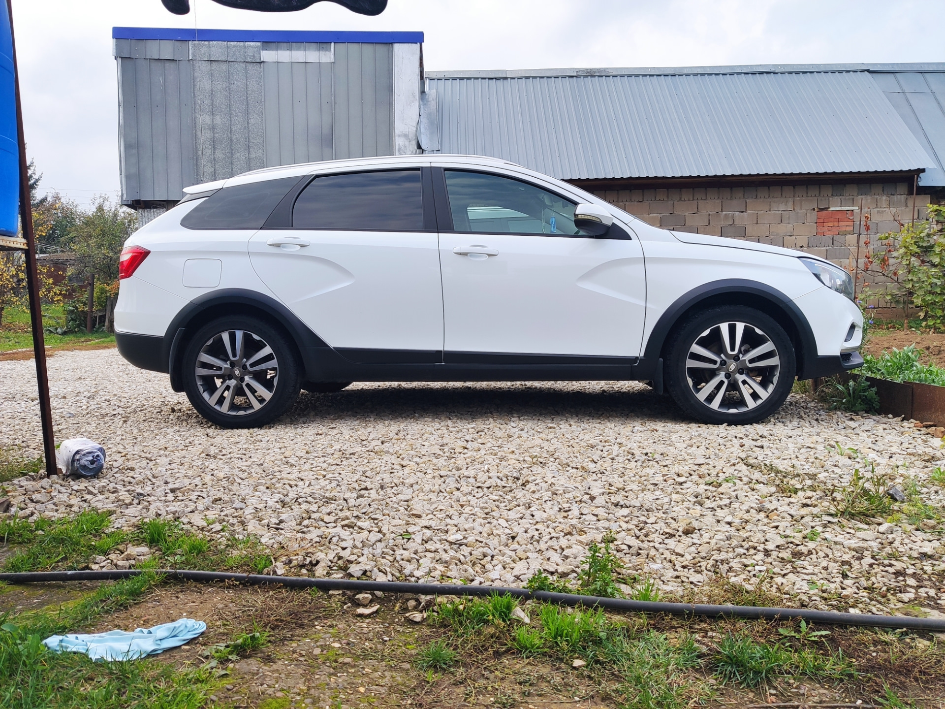 Замена задних пружин на Lada Vesta SW Cross. — Lada Vesta SW Cross (1G ...