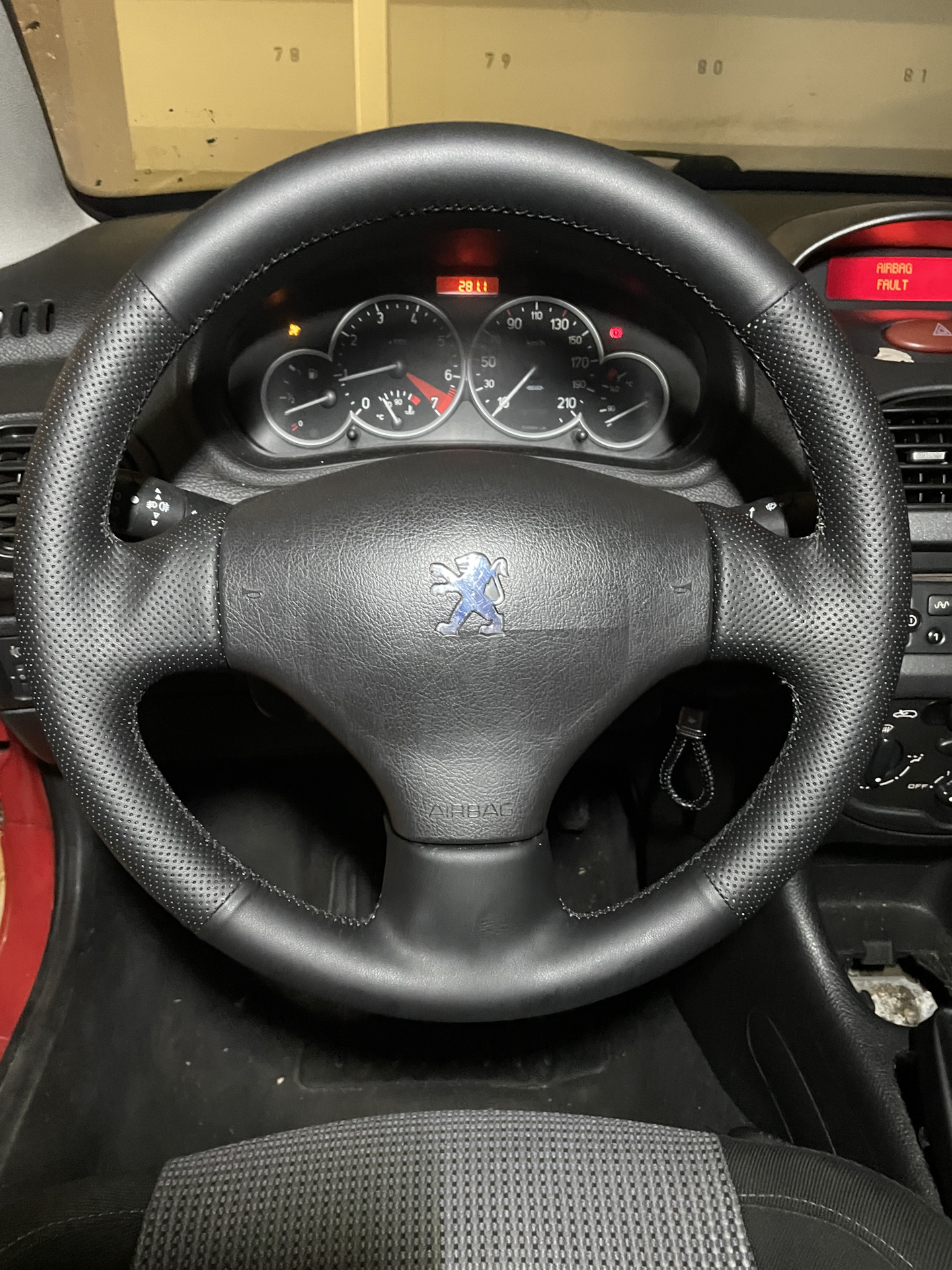 Перетяжка руля - Peugeot 206 CC, 1,6 л, 2001 года своими руками DRIVE2