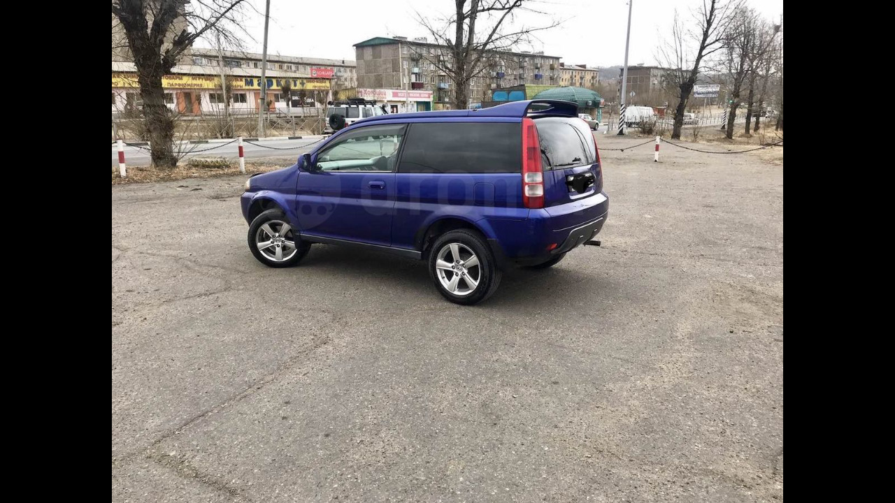 Купить Автомобиль Лева