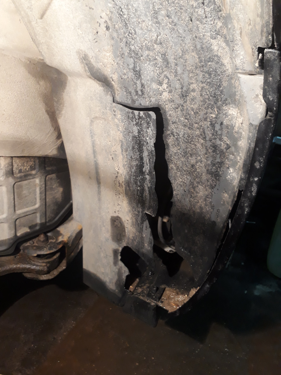 19. Замена передних подкрылков — KIA Carnival (2G), 2,9 л, 2009 года ...