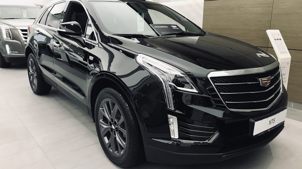 53 отзывы. Cadillac xt5 черный. Cadillac xt5 Black Ice. Кадиллак хт5 черный. Cadillac xt5 2018.