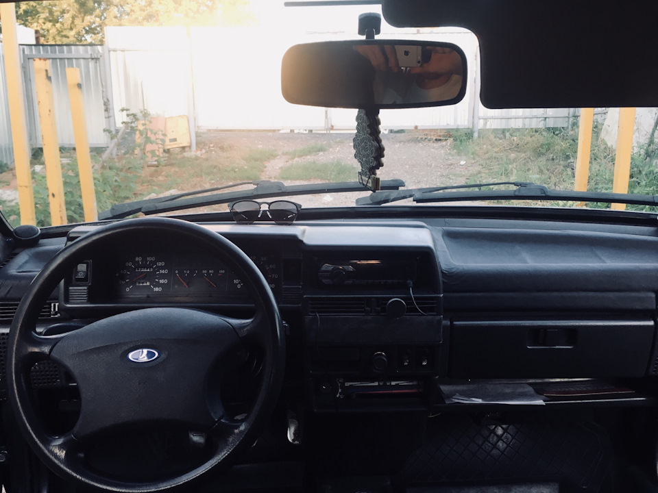 Руль ваз 2109 экспорт. Калина руль 21099. Руль калина на 2109. Руль лада 21099. На девятку от калины.