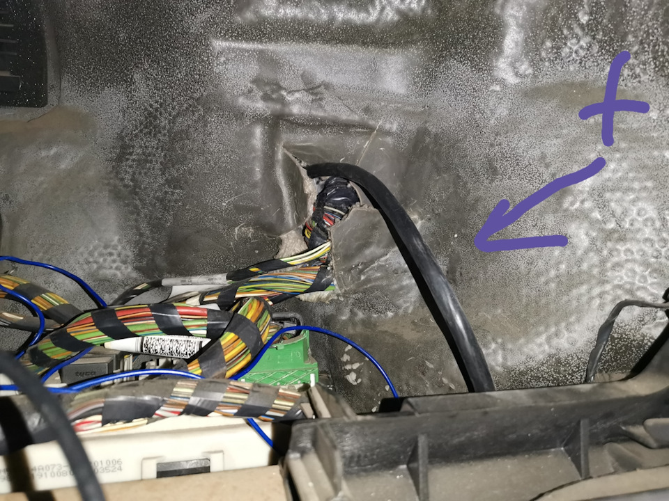 Запчасти на фото: 890731, 910084. Фото в бортжурнале Ford Focus II Hatchback