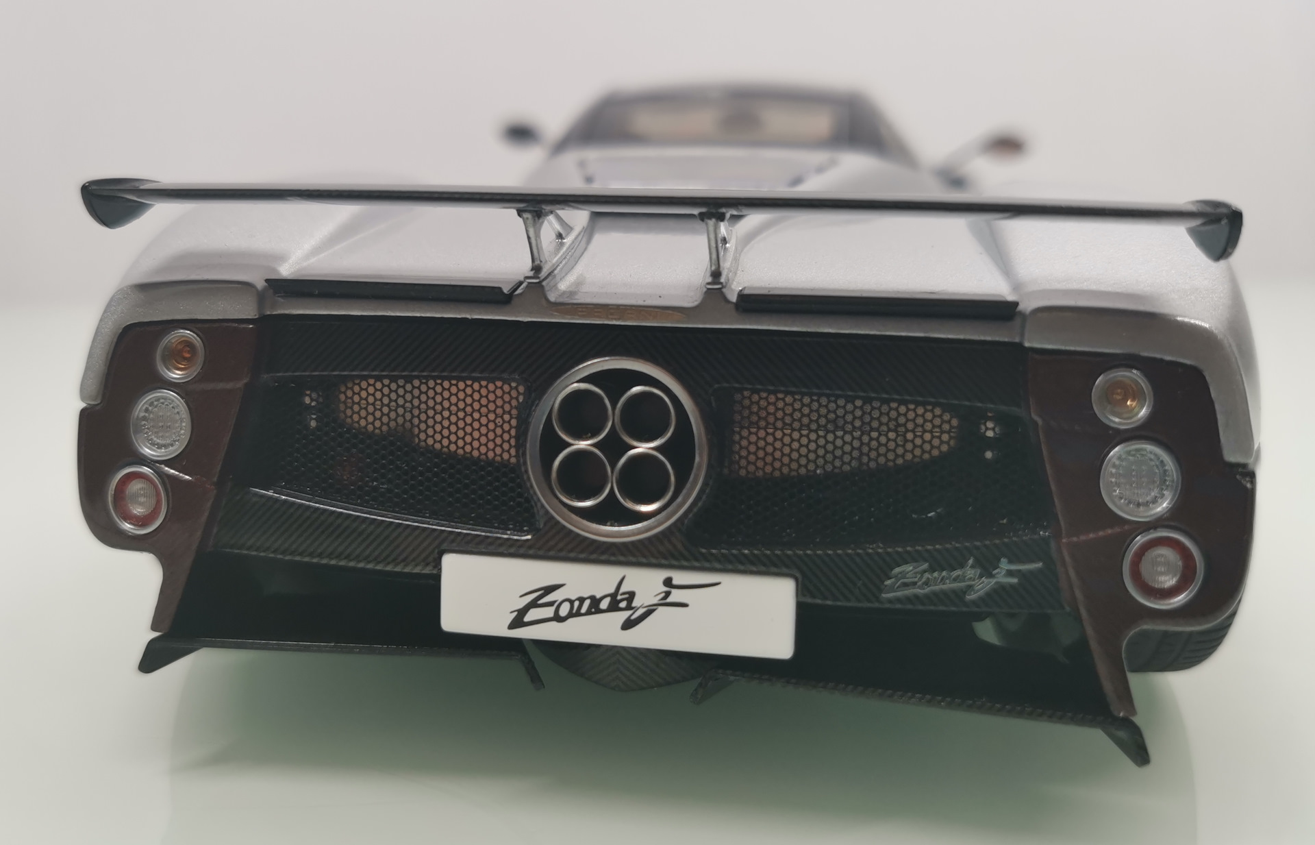 Pagani Zonda f игрушка