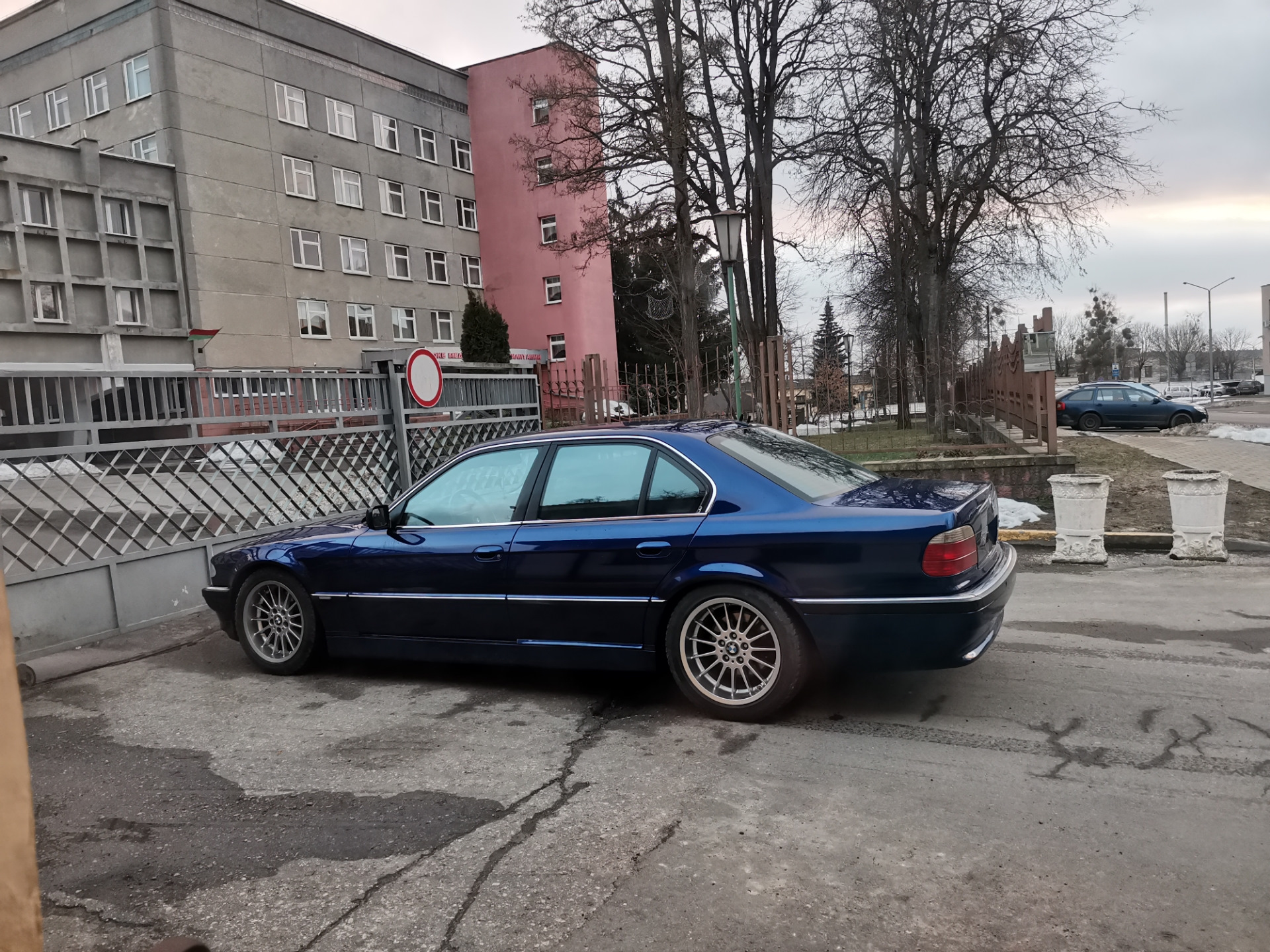 Тугой руль. — BMW 7 series (E38), 4 л, 2000 года | поломка | DRIVE2