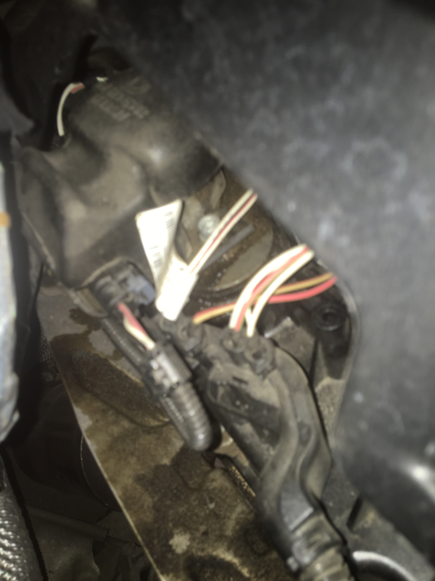 КОНСИЛИУМ. ТНВД И ЗАПОТЕВАНИЕ КЛАПАННОЙ КРЫШКИ — BMW 4 series (F32), 2 ...