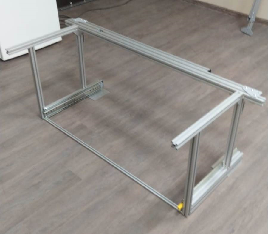 Багажная полка с кроватью-распашонкой в минивэны Пежо Тревеллер ...