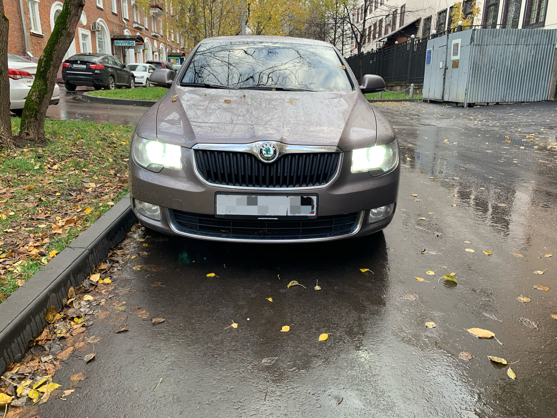 Установка диодных ламп в дальний свет — Skoda Superb Mk2, 1,8 л, 2013 ...
