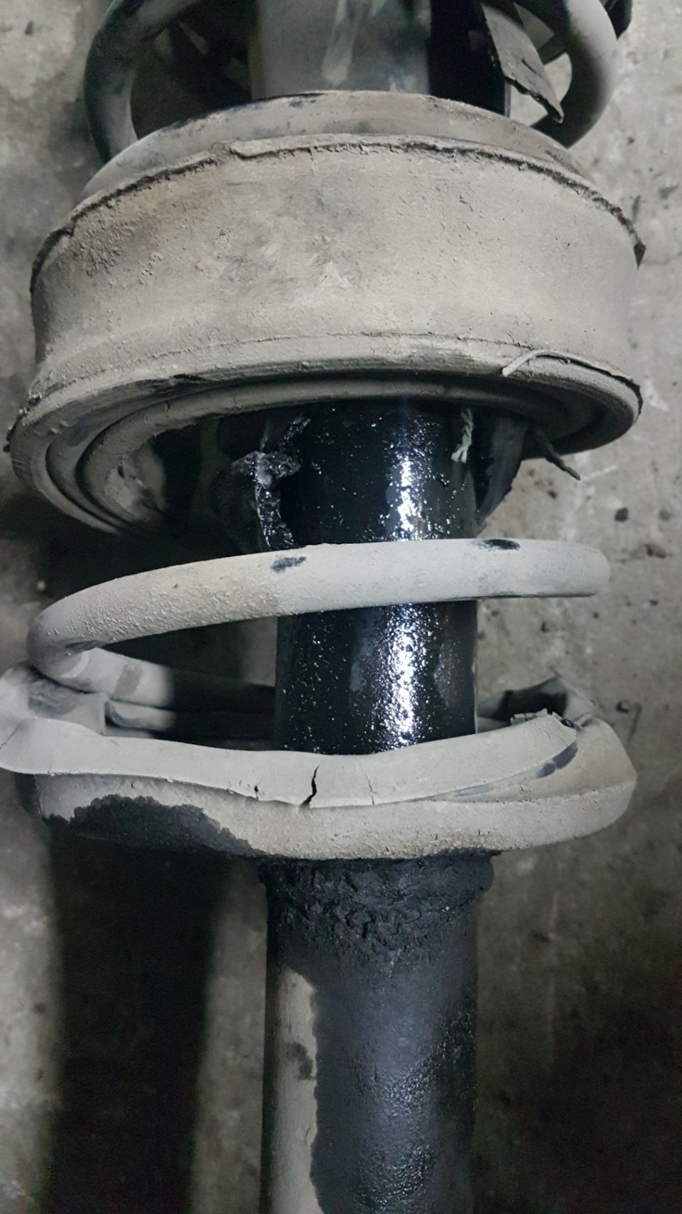 Передние стойки от st215G на st195 — Toyota Caldina (190), 2 л, 1993 ...