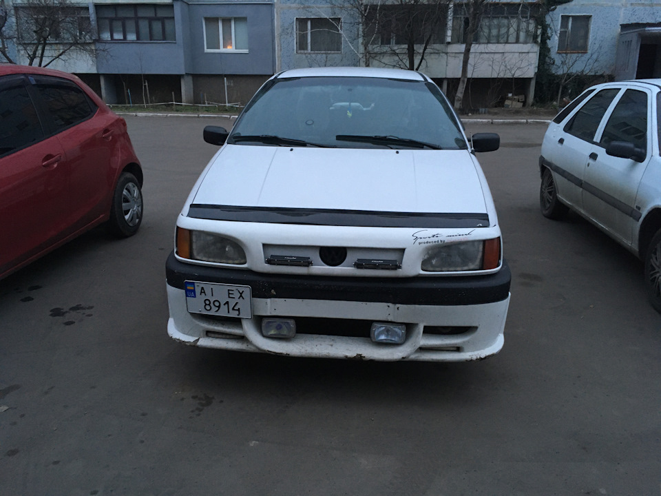 Амер спереди, осталось найти задний — Volkswagen Passat B3, 1,8 л, 1989 ...