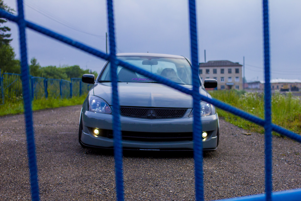 Туманки зае!.. — Mitsubishi Lancer IX, 2 л, 2005 года | расходники | DRIVE2