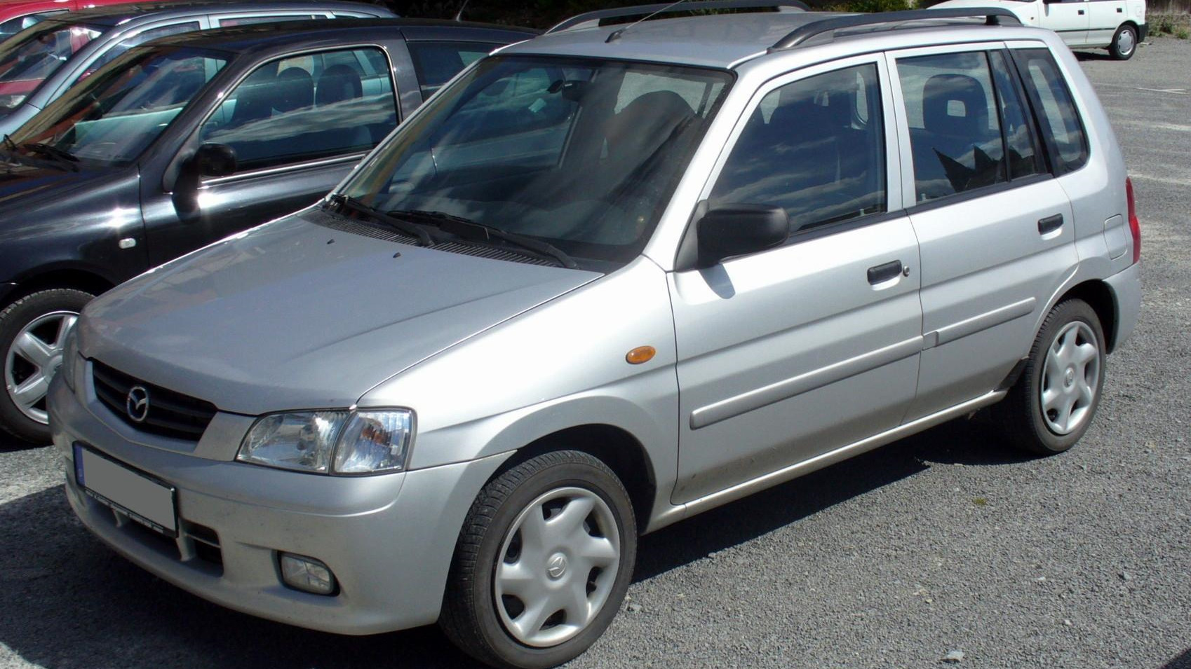 Mazda demio фото