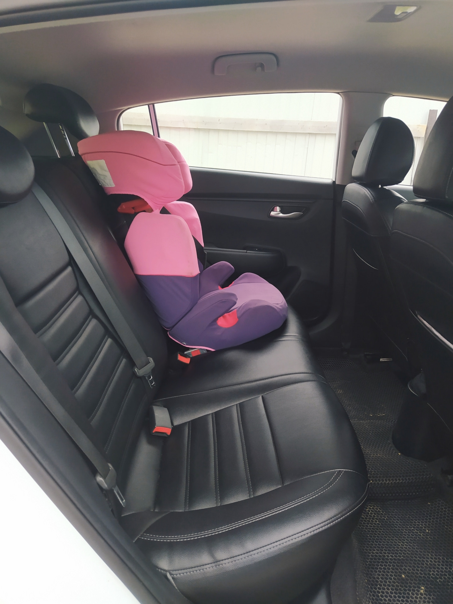 19. Кожаный салон — KIA Rio X-Line, 1,6 л, 2020 года | тюнинг | DRIVE2