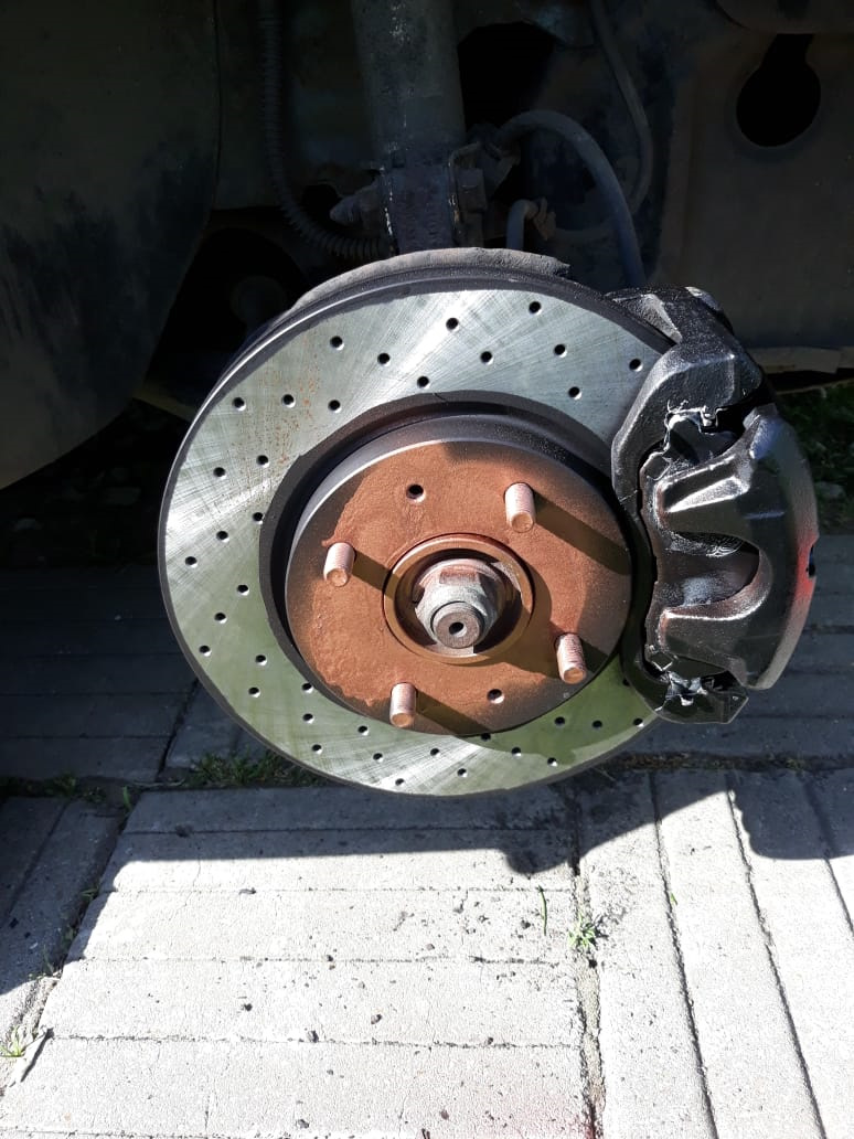 Задние тормозные диски с перфорацией + слотирование. — Mitsubishi ...
