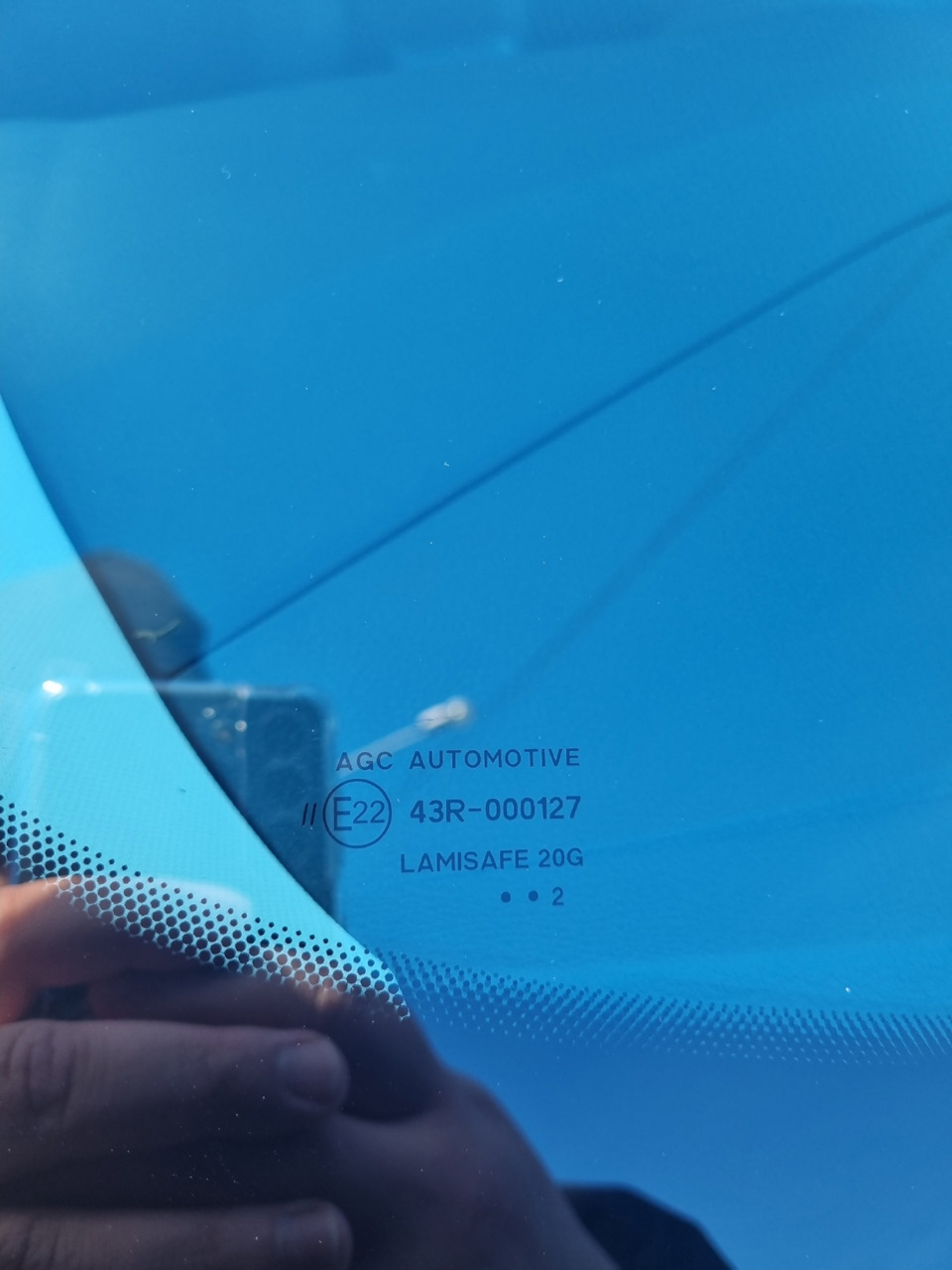 Замена лобового стекла AGC — Ford Focus III Hatchback, 2 л., 2012 года ...