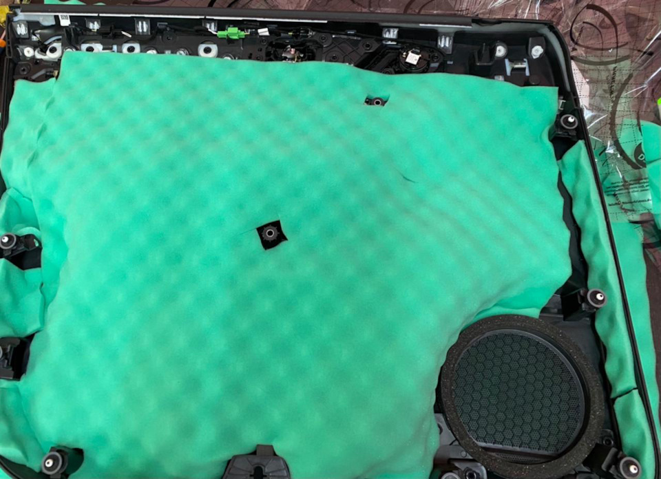 Шумку салона наконец-то!) — Volkswagen Tiguan (2G), 2 л, 2018 года ...