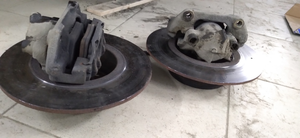 Фото в бортжурнале BMW 5 series (E34)