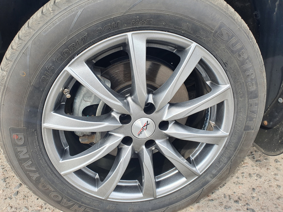 С чего подходят диски на чери тигго 4. 2Pojv s58e8zML6Z5lOfX5L76qA 960. С чего подходят диски на чери тигго 4 фото. С чего подходят диски на чери тигго 4-2Pojv s58e8zML6Z5lOfX5L76qA 960. картинка С чего подходят диски на чери тигго 4. картинка 2Pojv s58e8zML6Z5lOfX5L76qA 960. В общем решил приобрести второй комплект "17" дисков по нашим заводским параметрам, смотрел сразу в сторону производителя из поднебесной "Replica" Но как оказалось, диски с такими параметрами не пользовались спросом и их временно прекратили производить, в продаже ничего не нашёл. Выбор был очень скудный на наше авто, с центровочными кольцами не очень хотелось возиться да и по вылету были отклонения. Нашёл ещё двух производителей "Proma" и "X'trike" которые делают диски под наше авто. Оба из РФ но выбор сделал в пользу второго, выбор моделей больше, отливают на заводе "K&K" взял модель X-120 HSB. С чего подходят диски на чери тигго 4. 2Pojv s58e8zML6Z5lOfX5L76qA 960. С чего подходят диски на чери тигго 4 фото. С чего подходят диски на чери тигго 4-2Pojv s58e8zML6Z5lOfX5L76qA 960. картинка С чего подходят диски на чери тигго 4. картинка 2Pojv s58e8zML6Z5lOfX5L76qA 960. В общем решил приобрести второй комплект "17" дисков по нашим заводским параметрам, смотрел сразу в сторону производителя из поднебесной "Replica" Но как оказалось, диски с такими параметрами не пользовались спросом и их временно прекратили производить, в продаже ничего не нашёл. Выбор был очень скудный на наше авто, с центровочными кольцами не очень хотелось возиться да и по вылету были отклонения. Нашёл ещё двух производителей "Proma" и "X'trike" которые делают диски под наше авто. Оба из РФ но выбор сделал в пользу второго, выбор моделей больше, отливают на заводе "K&K" взял модель X-120 HSB.