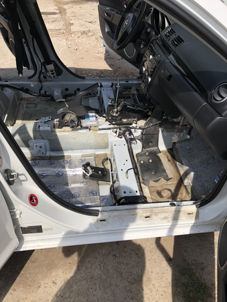 Чем заняться в отпуске… зашумить немного пол — Mazda 3 (1G) BK, 2 л ...