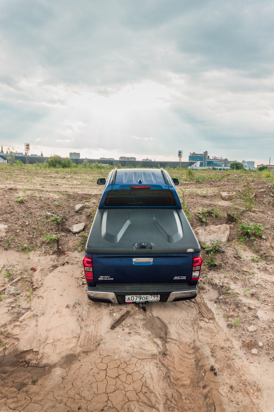 Isuzu D-Max — настоящий трудяга — «Тест-драйвы» на DRIVE2