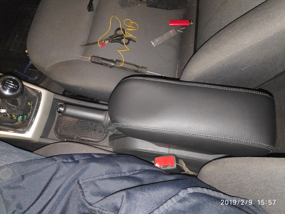 Кожа молодого дермонтина — Opel Astra H