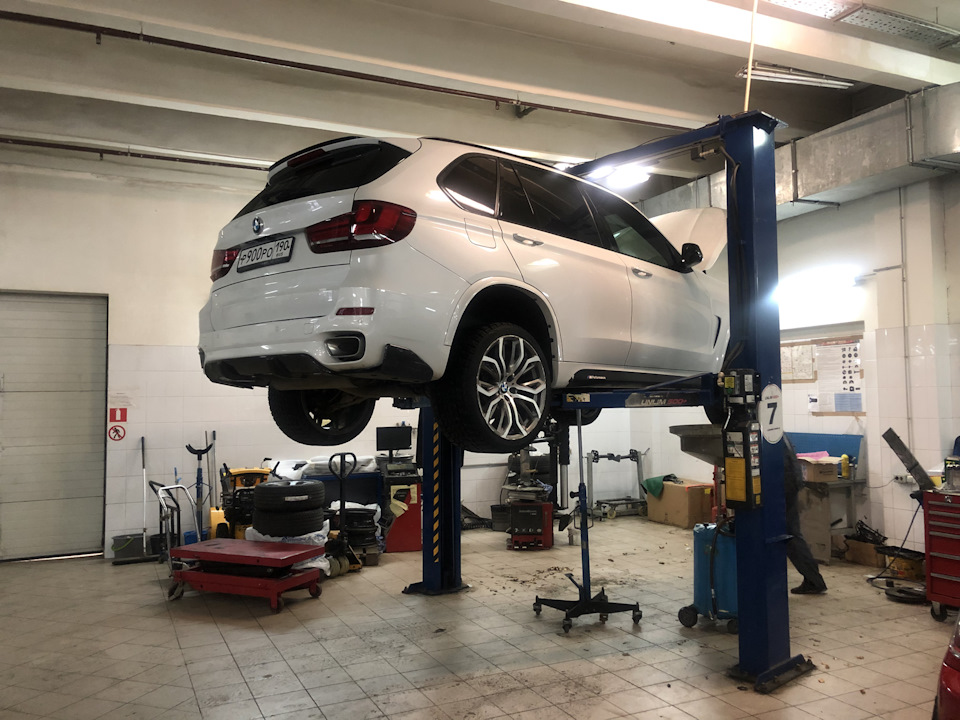 Фото в бортжурнале BMW X5 (F15)