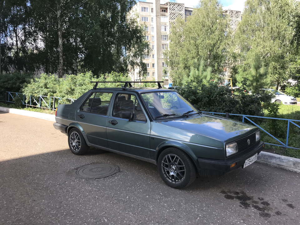 Багажник на крышу — Volkswagen Jetta II, 1,3 л, 1985 года | просто так ...